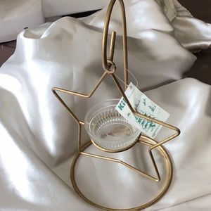 Hanging ornamental candle holder